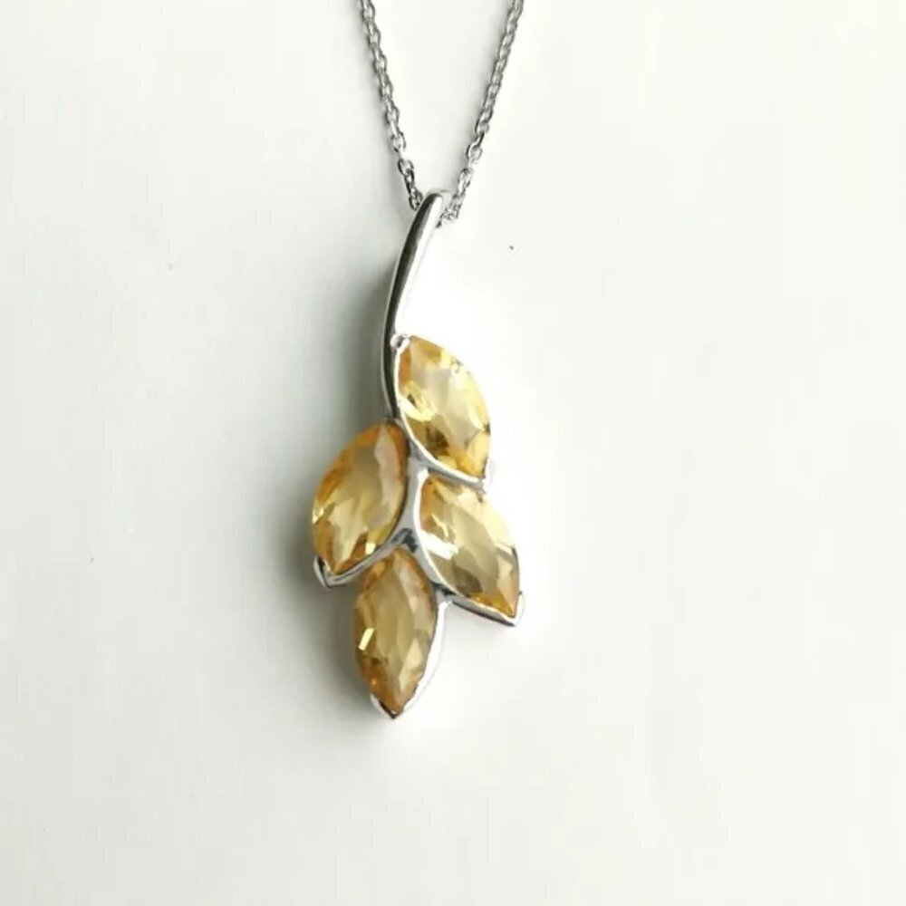 Citrine marquise cut pendant necklace leaves design 🆕 - Picture 3 of 8